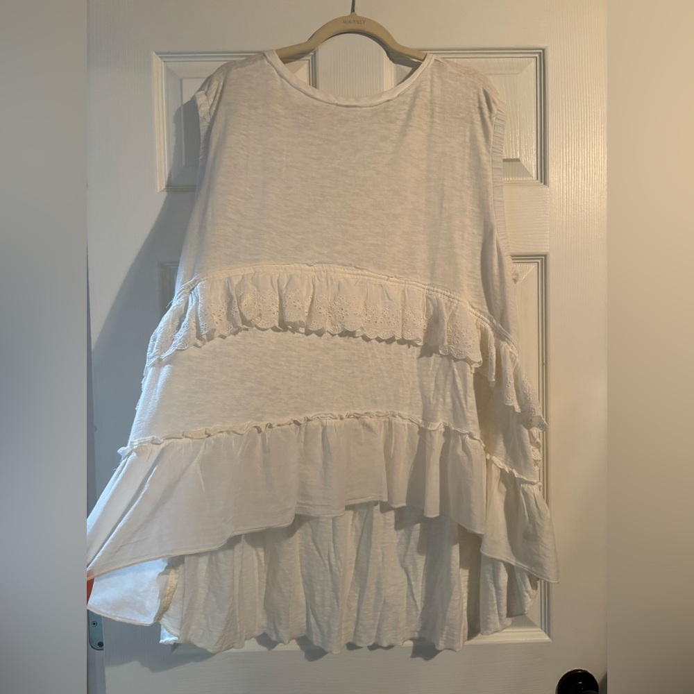Free People White Ruffled Sleeveless high/low Top